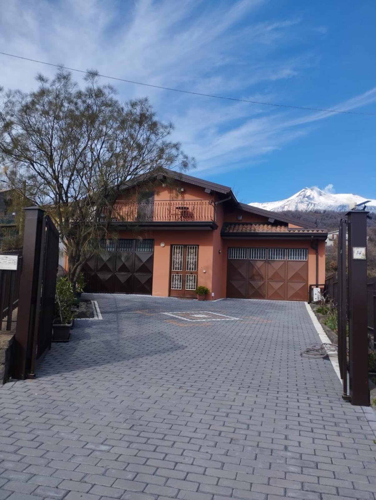 Petite Maison Dell'Etna Villa Milo Exterior photo